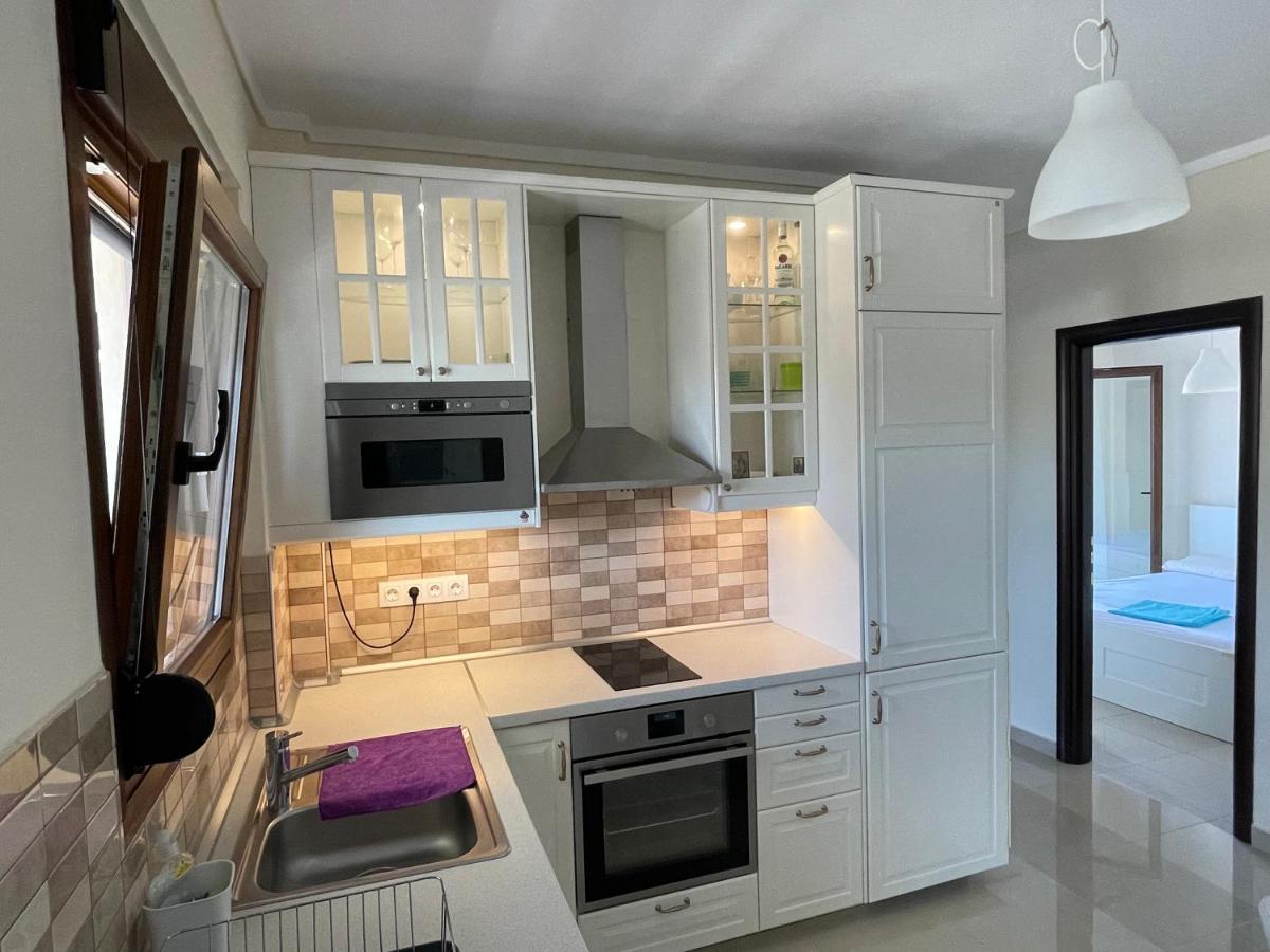 Luxury And Sunny Apartment 250 Mts From The Beach!! Peraía Exteriör bild