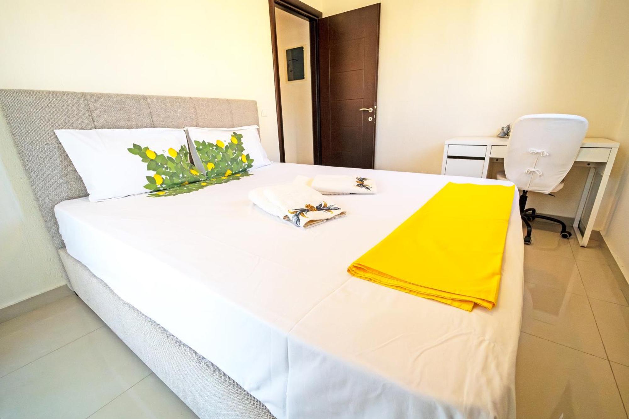 Luxury And Sunny Apartment 250 Mts From The Beach!! Peraía Exteriör bild