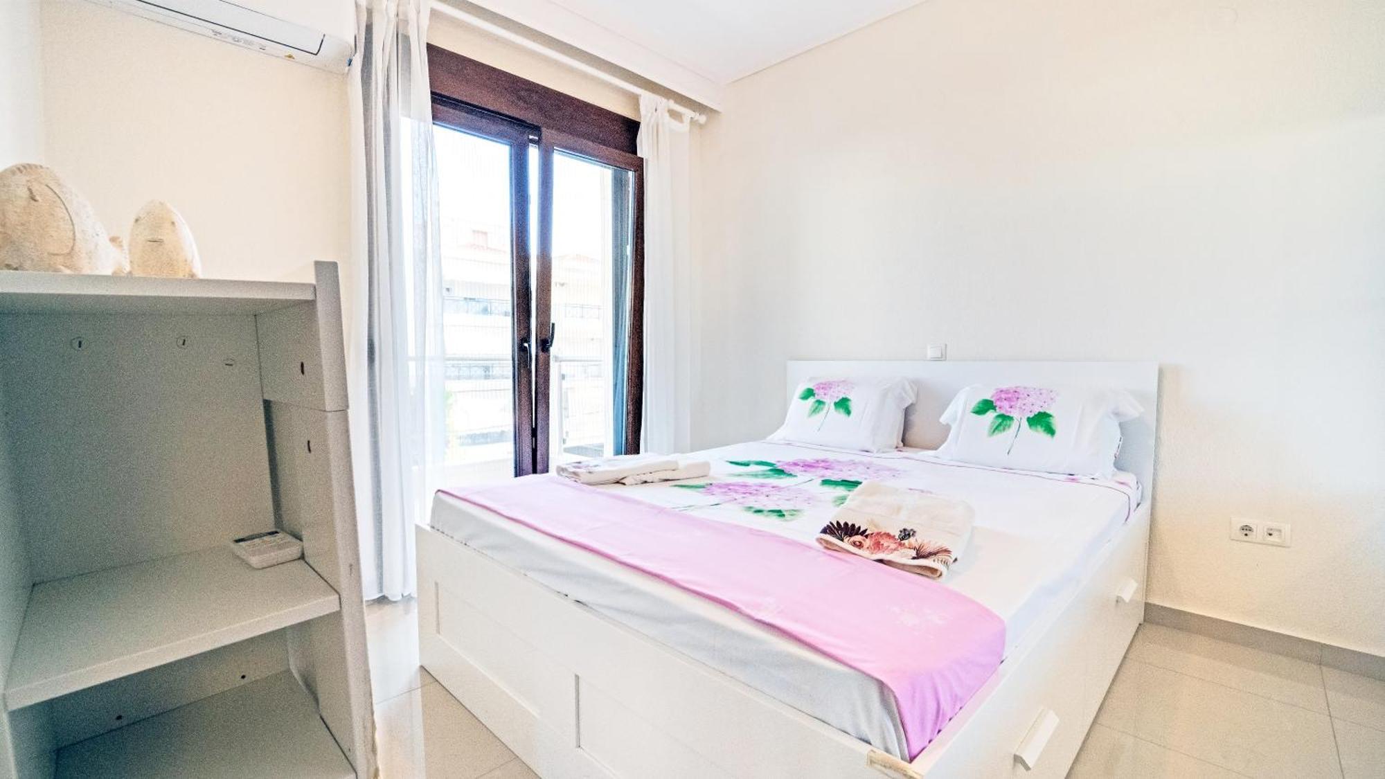 Luxury And Sunny Apartment 250 Mts From The Beach!! Peraía Exteriör bild