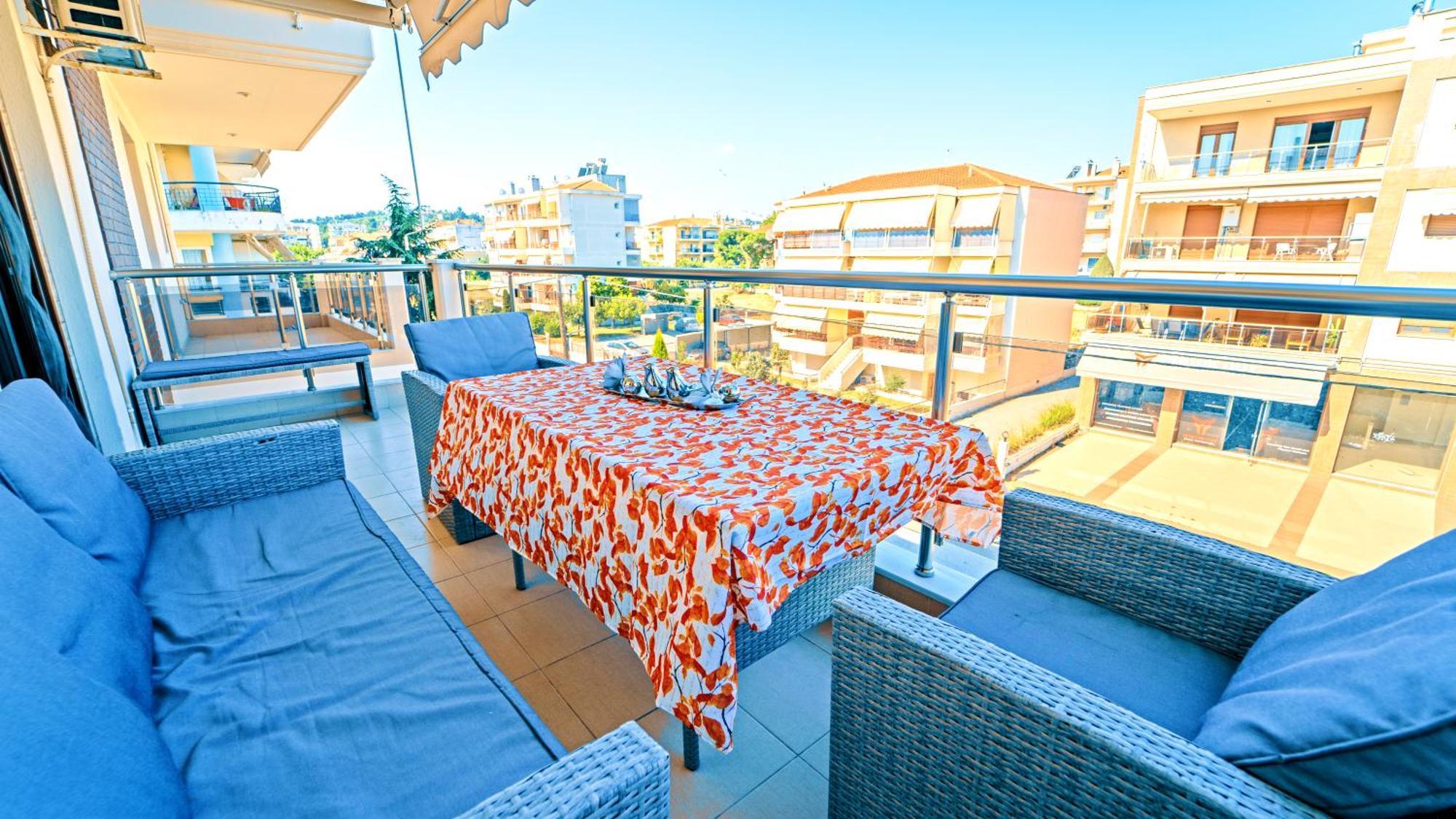 Luxury And Sunny Apartment 250 Mts From The Beach!! Peraía Exteriör bild